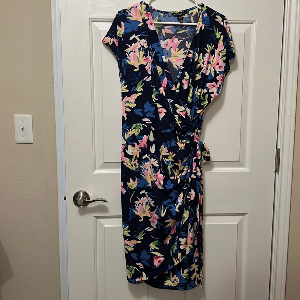 Maggy London Wrap dress, tropical print, size 16W